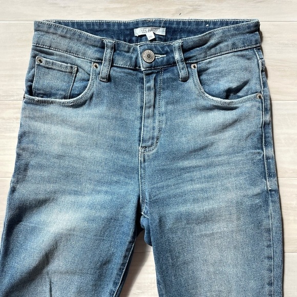 STS Blue Brooke High-Rise Frayed Hem Bootcut Jeans - Picture 2 of 8